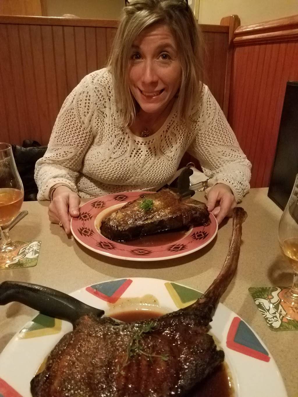 Martys Blue Room | restaurant | 100 Old Newport St, Nanticoke, PA 18634, USA | 5707357028 OR +1 570-735-7028