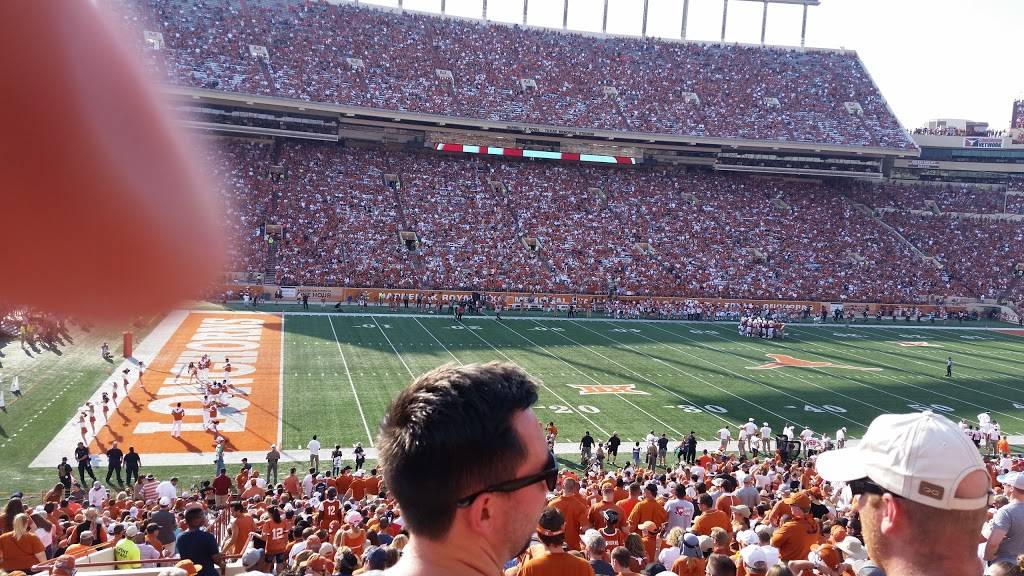 Benavides Nachos | restaurant | 3807 Grand Ave, Dallas, TX 75210, USA | 2144267276 OR +1 214-426-7276