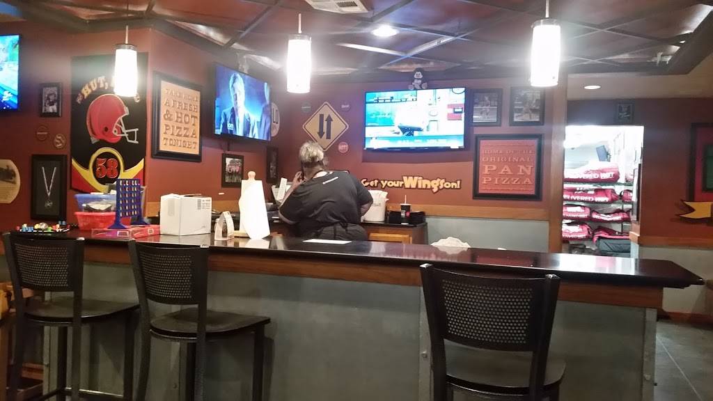 Pizza Hut | restaurant | 801 W Grant Ave, Pauls Valley, OK 73075, USA | 4052389381 OR +1 405-238-9381