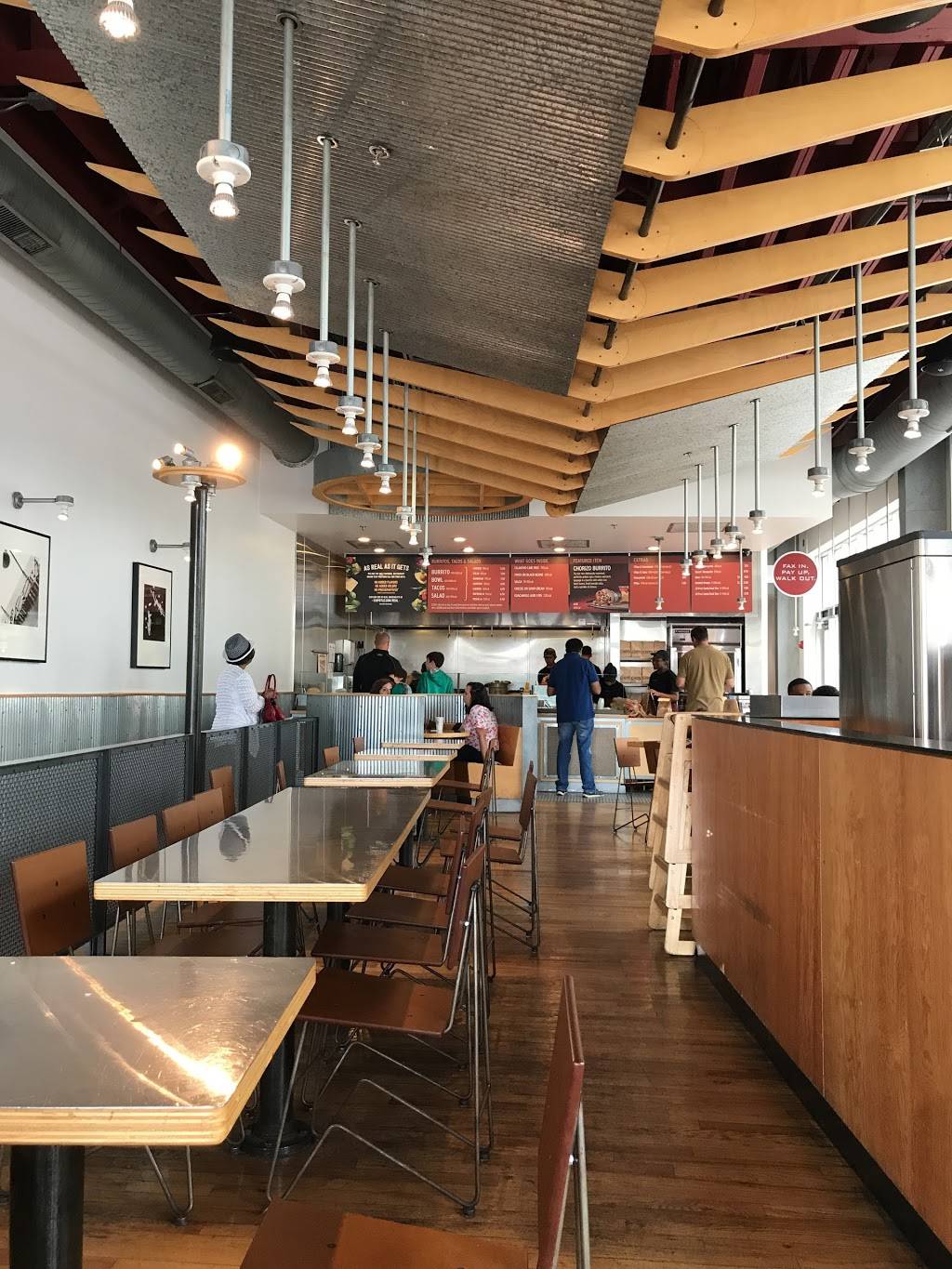 Chipotle Mexican Grill | restaurant | 1128 Lake St Frnt A, Oak Park, IL 60301, USA | 7085248211 OR +1 708-524-8211