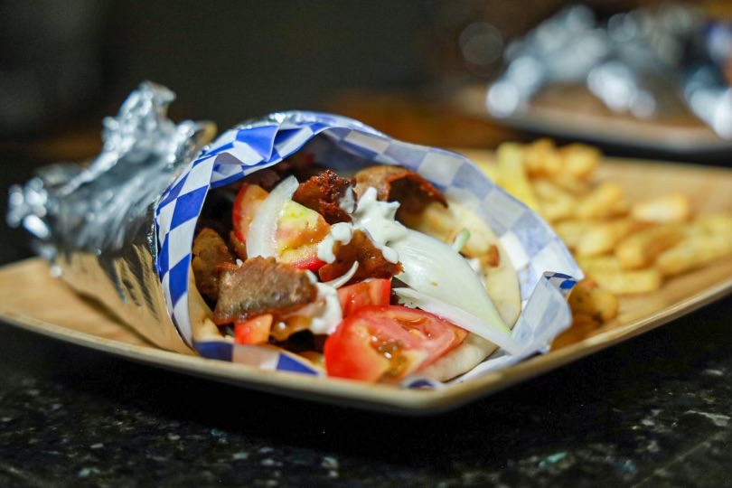 Calabria Pizza & Gyros | restaurant | 26251 S Tamiami Trail Unit 5, Bonita Springs, FL 34134, USA | 2396767243 OR +1 239-676-7243