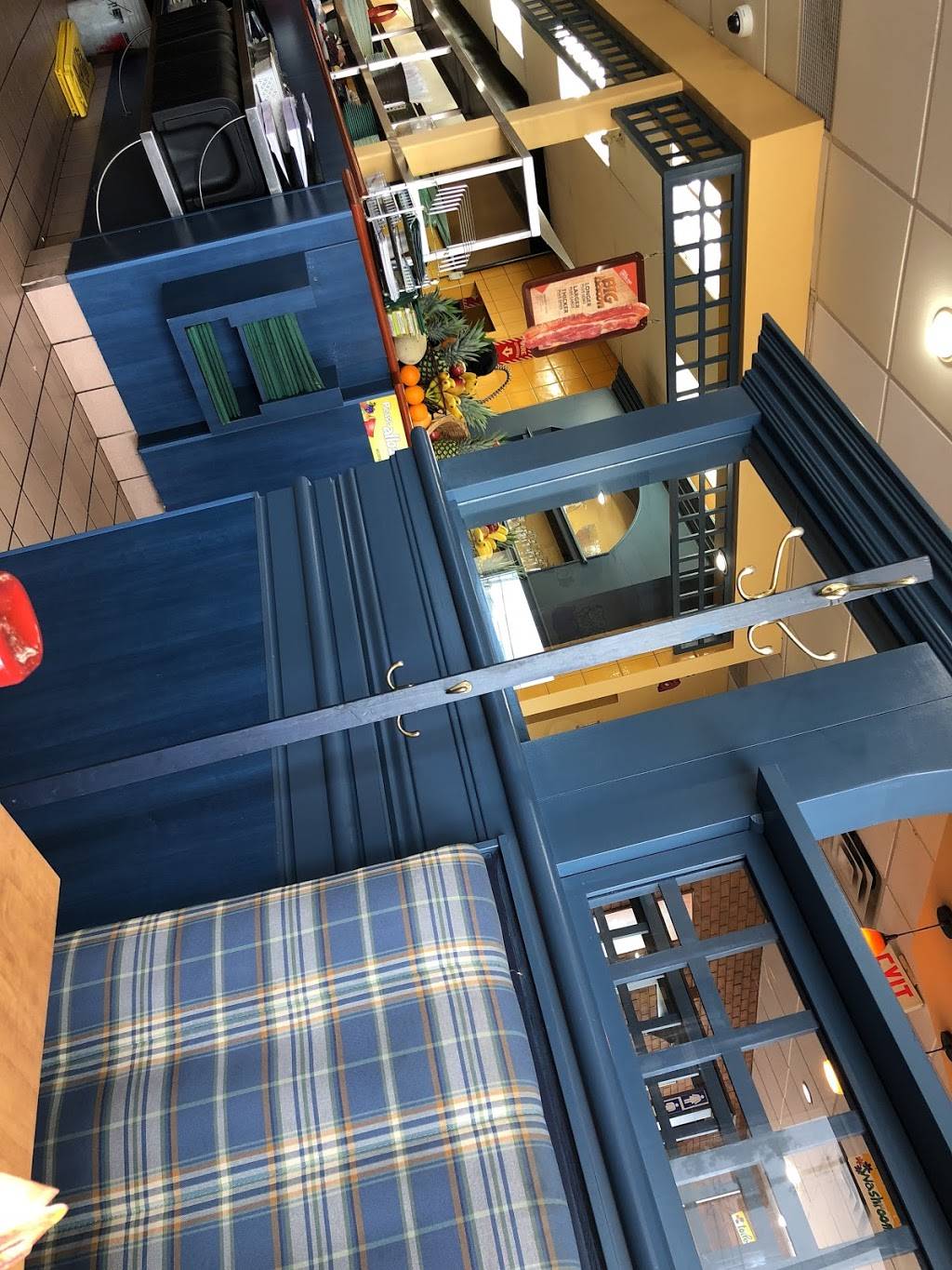 Cora | restaurant | 1530 St Laurent Blvd, Ottawa, ON K1G 4A3, Canada | 6135632672 OR +1 613-563-2672