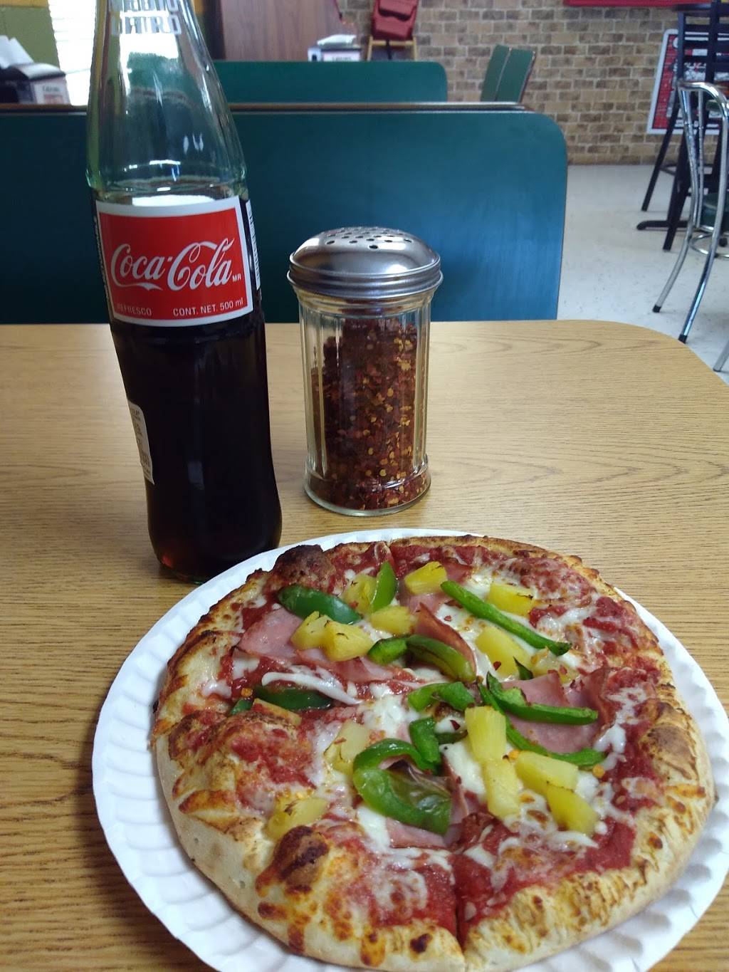 Flicks | restaurant | 12800 Alameda Ave, Clint, TX 79836, USA | 9158515000 OR +1 915-851-5000