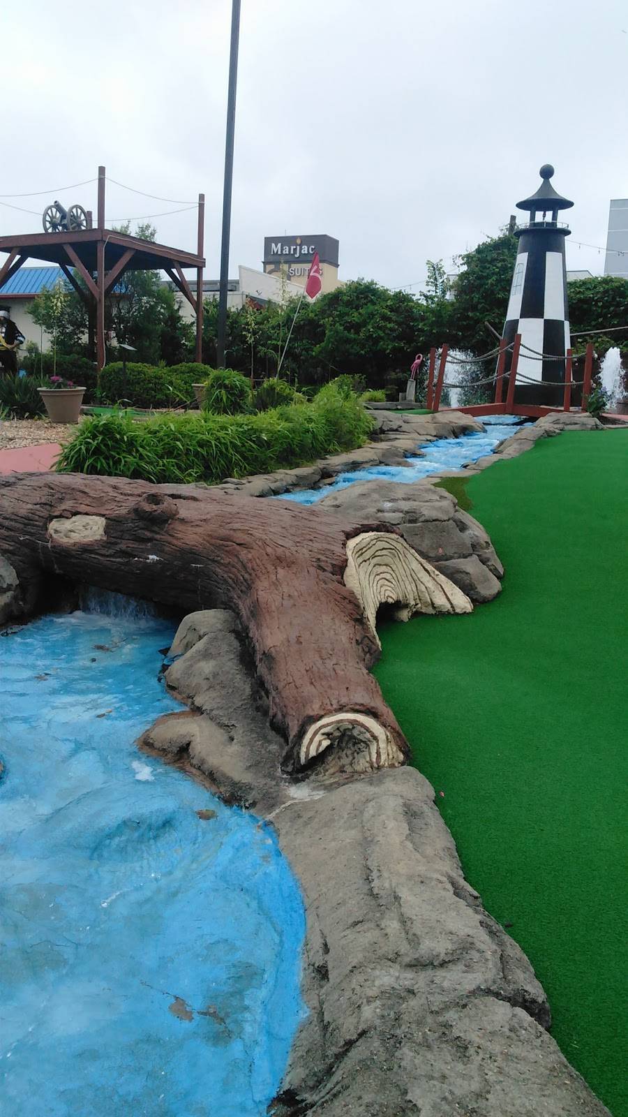 Pirates Paradise Mini Golf | meal takeaway | 2109 Pacific Ave, Virginia Beach, VA 23451, USA | 7574229822 OR +1 757-422-9822