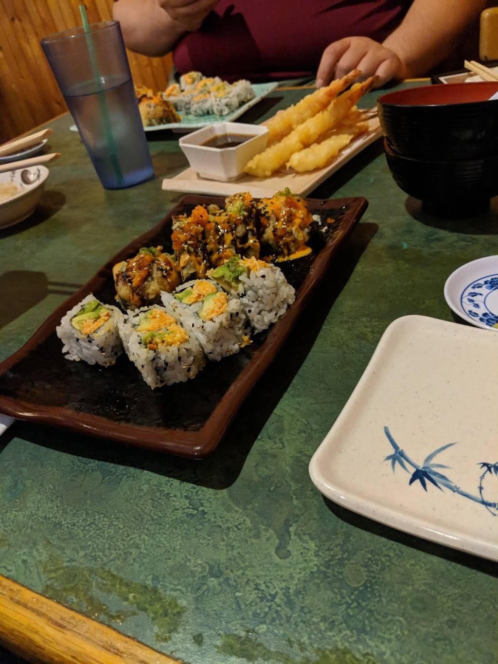 Shoga Sushi | restaurant | 12515 Victory Blvd, North Hollywood, CA 91606, USA | 8187617011 OR +1 818-761-7011