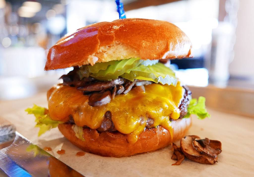 Shadys Burgers & Brewhaha | restaurant | 9661 Audelia Rd, Dallas, TX 75238, USA | 4697262920 OR +1 469-726-2920