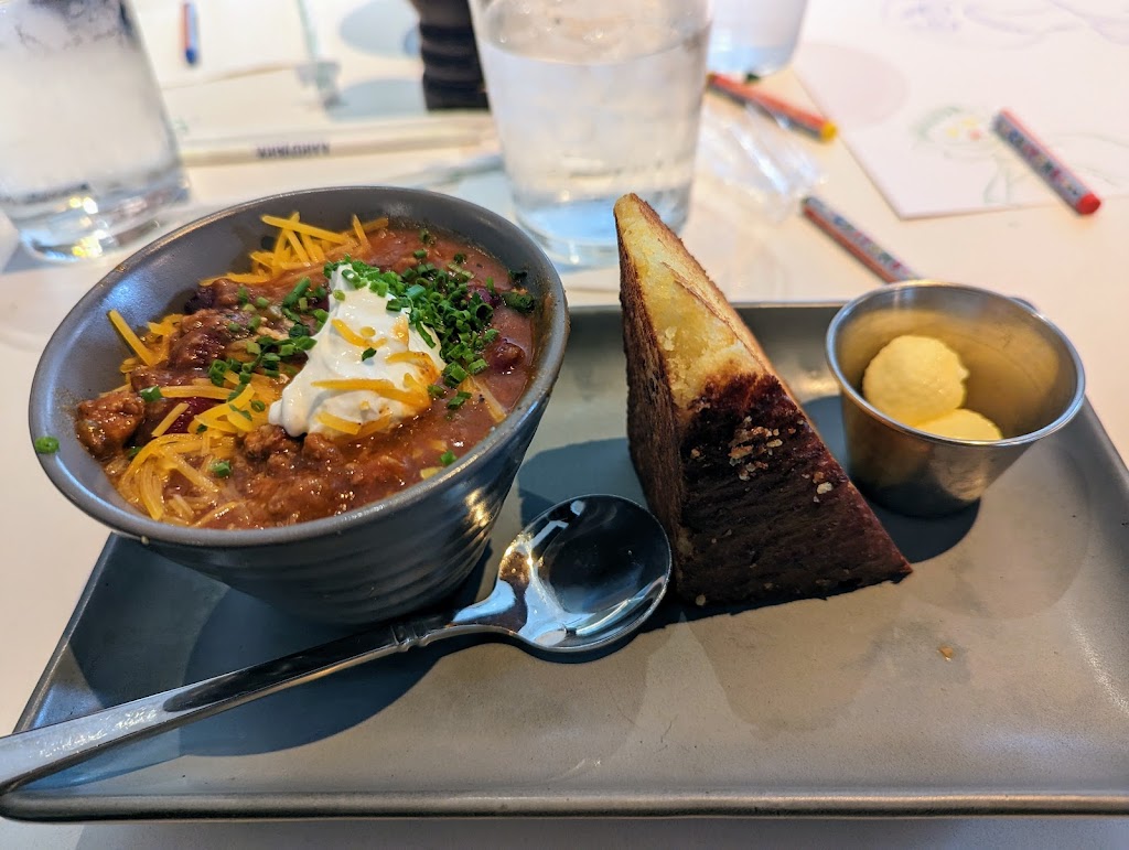 Teds Bulletin | restaurant | 20416 Exchange St, Ashburn, VA 20147, USA | 5715190800 OR +1 571-519-0800