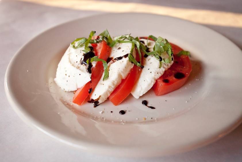 Angelina Ristorante | restaurant | 3561 N Broadway, Chicago, IL 60657, USA | 7739355933 OR +1 773-935-5933