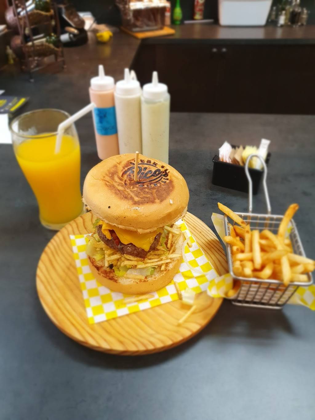 Pubgrill | restaurant | 18503 S Dixie Hwy, Cutler Bay, FL 33157, USA | 3052534996 OR +1 305-253-4996