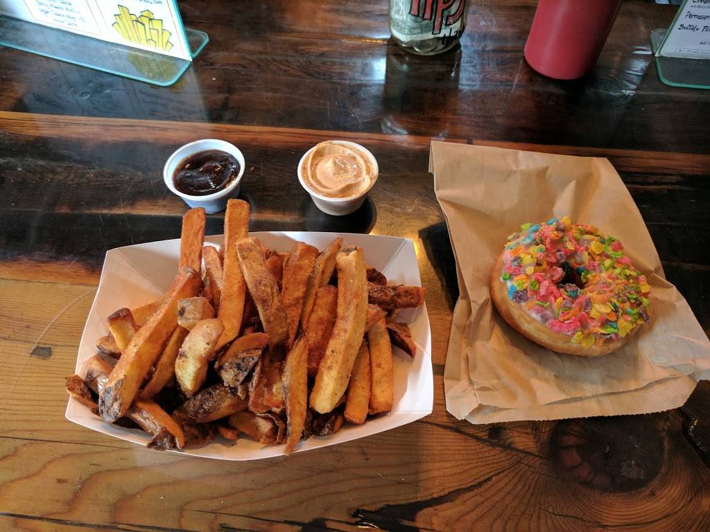 Kosiner Brothers Fry Shack | restaurant | 201, 10 Main St, New Paltz, NY 12561, USA | 8456338323 OR +1 845-633-8323