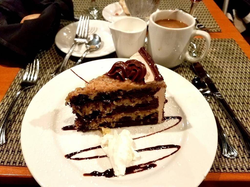 The American Hotel - Market Yard Grille | restaurant | 18 E Main St, Freehold Township, NJ 07728, USA | 7324313220 OR +1 732-431-3220