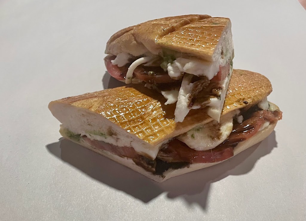 Sunshine Sandwich Shop | restaurant | 5154 Ridge Ave, Philadelphia, PA 19128, USA | 2158425836 OR +1 215-842-5836