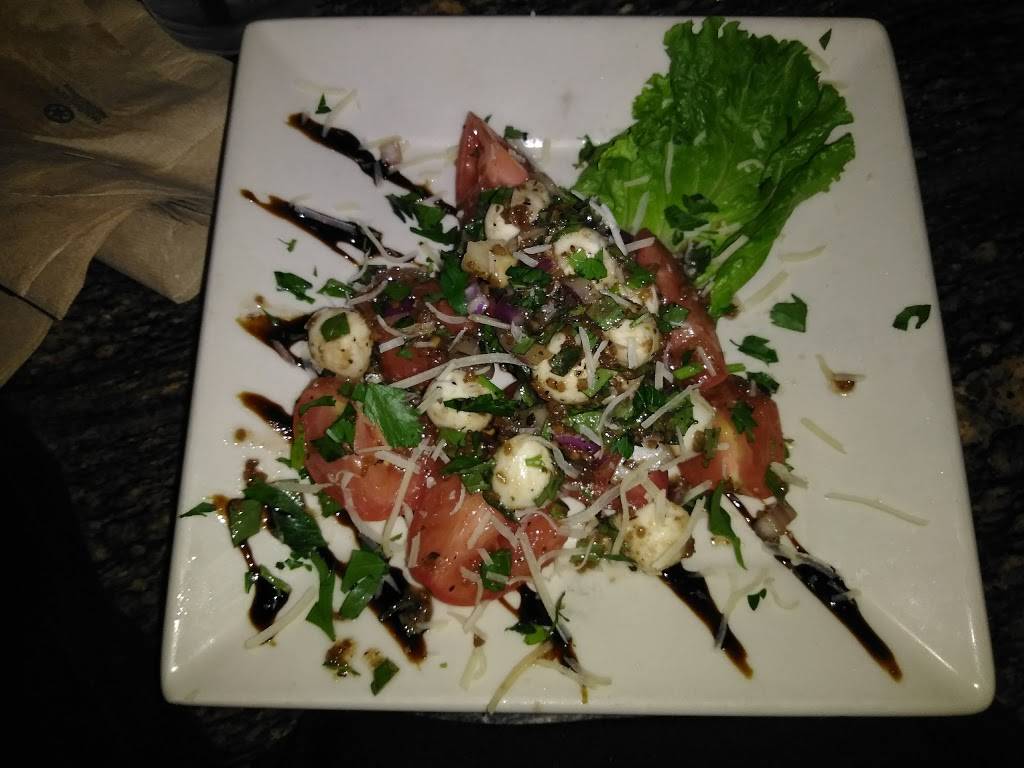 BJs Restaurant & Brewhouse | restaurant | 4720 S Hulen St, Fort Worth, TX 76132, USA | 8172929200 OR +1 817-292-9200