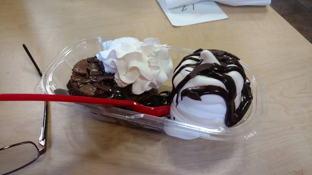 Dairy Queen Grill & Chill | restaurant | 13250 Palm Beach Blvd, Fort Myers, FL 33905, USA | 2396942244 OR +1 239-694-2244