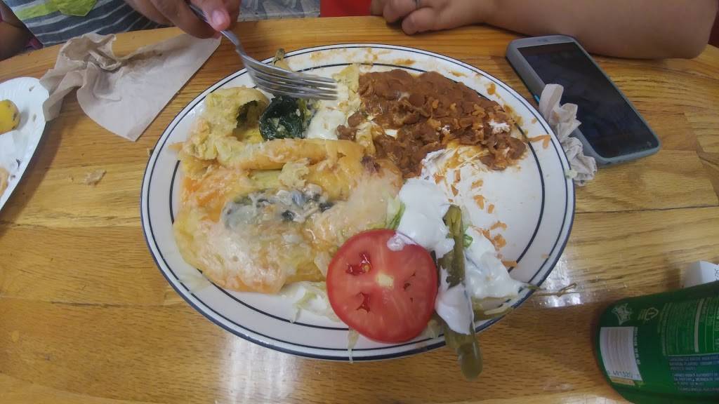 Tacos DF | restaurant | 636 S C St, Oxnard, CA 93030, USA | 8054878480 OR +1 805-487-8480