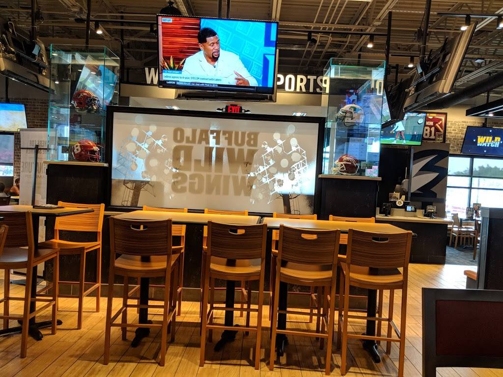Buffalo Wild Wings | meal takeaway | 101 S Independence Blvd, Virginia Beach, VA 23462, USA | 7576871606 OR +1 757-687-1606