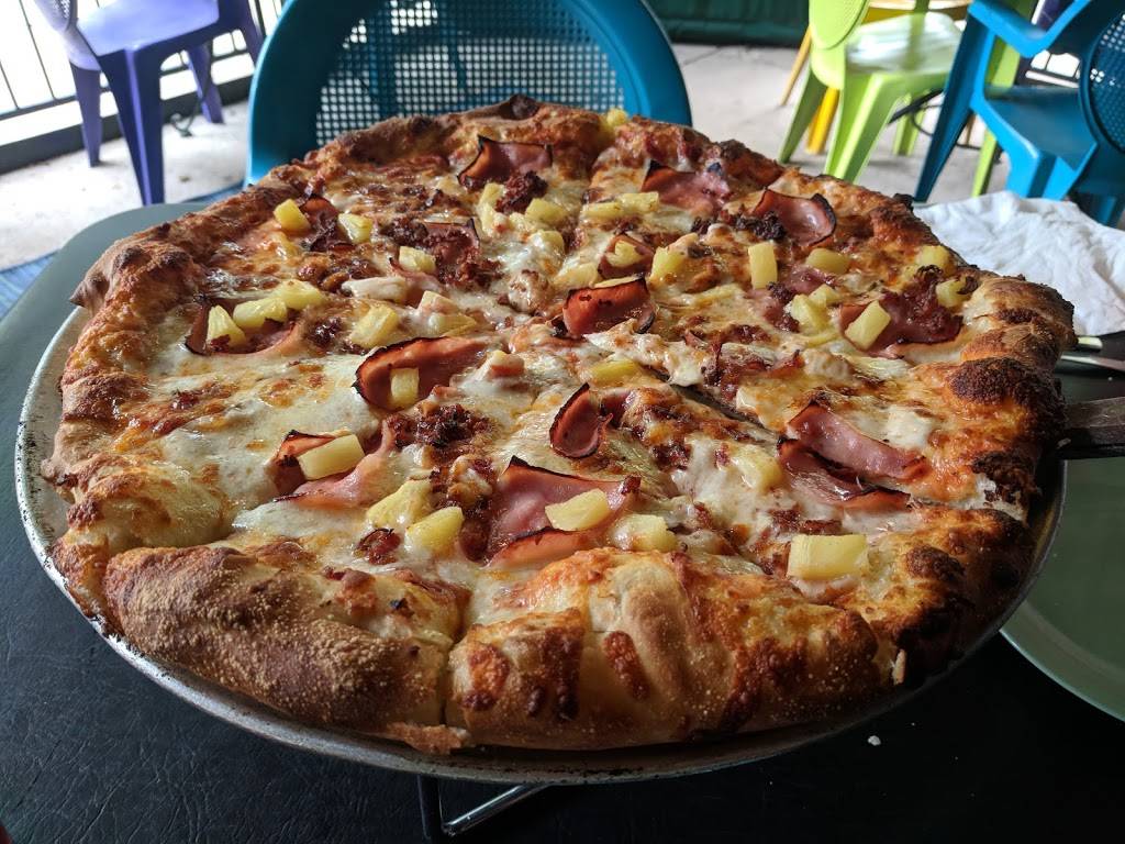 Oblios Pizzeria | restaurant | 6115 E 22nd Ave, Denver, CO 80207, USA | 3033211511 OR +1 303-321-1511