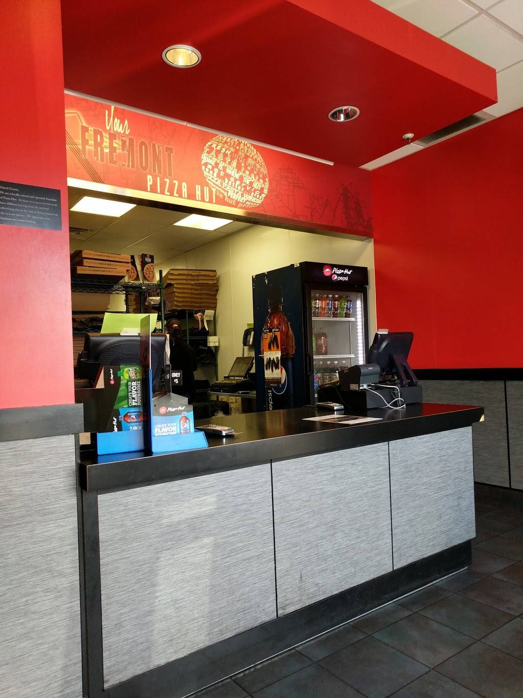 Pizza Hut | restaurant | 40986 Fremont Blvd, Fremont, CA 94538, USA | 5106568826 OR +1 510-656-8826