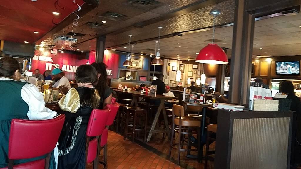 TGI Fridays | restaurant | 1695 Pleasant Hill Rd, Duluth, GA 30096, USA | 7703818342 OR +1 770-381-8342