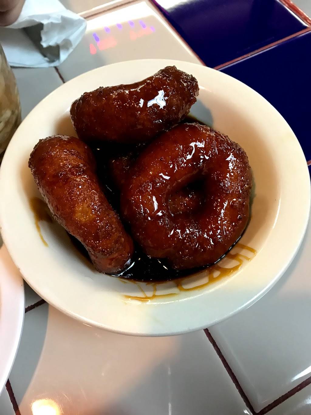 Restaurante y pupuseria las comadres LLC | restaurant | 2747 Clyde Park Ave SW, Wyoming, MI 49509, USA | 6168053341 OR +1 616-805-3341