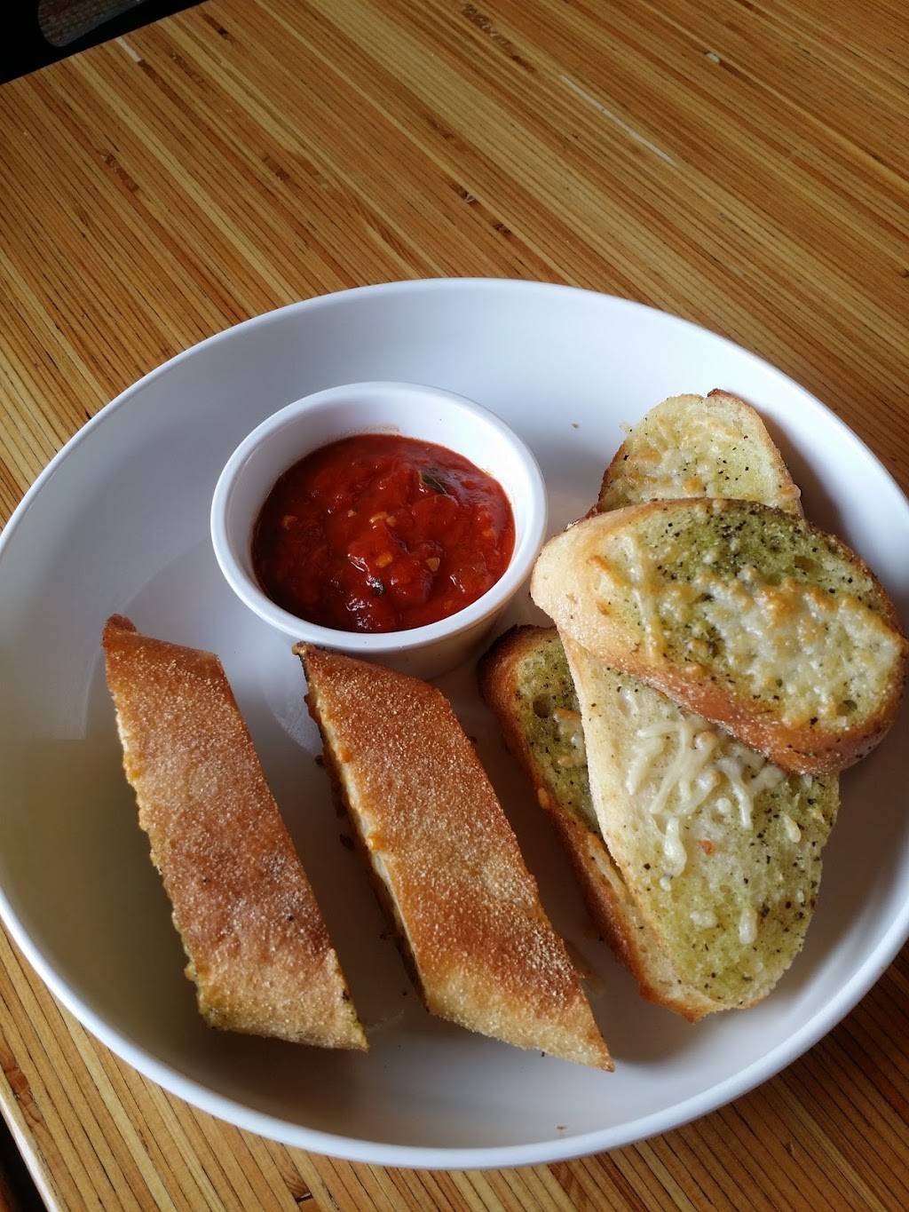 Noodles and Company | restaurant | 6681 Grand Ave, Gurnee, IL 60031, USA | 8474065488 OR +1 847-406-5488