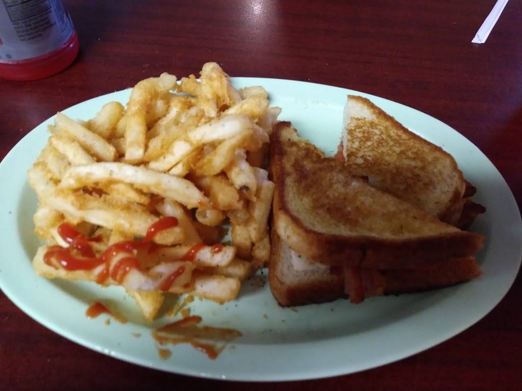 Bettys Restaurant | restaurant | 1137 Charles St, North Providence, RI 02904, USA | 4017247993 OR +1 401-724-7993