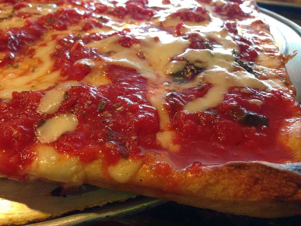 Gregorios Pizzeria | restaurant | 4656 Merrick Rd, Massapequa, NY 11758, USA | 5167997900 OR +1 516-799-7900