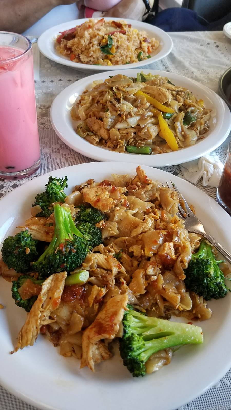 Racha Noodle | restaurant | 2630 Market St, Redding, CA 96001, USA | 5302468730 OR +1 530-246-8730