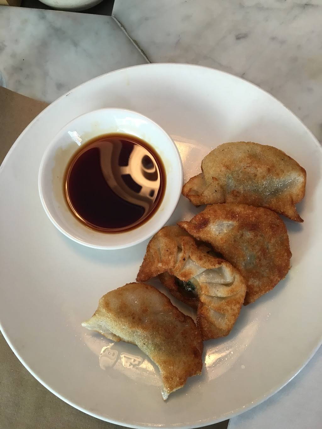 Chop-Shop | restaurant | 254 10th Ave, New York, NY 10001, USA | 2128200333 OR +1 212-820-0333