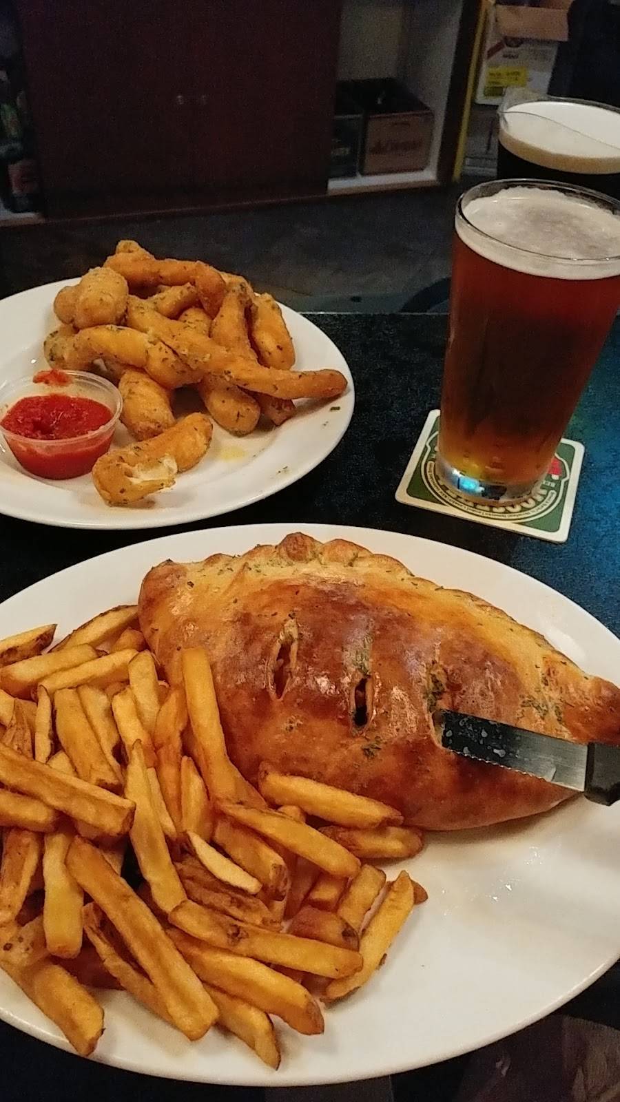 McMullans | restaurant | 188 Highland Rd W, Kitchener, ON N2M 3C2, Canada | 5197445300 OR +1 519-744-5300