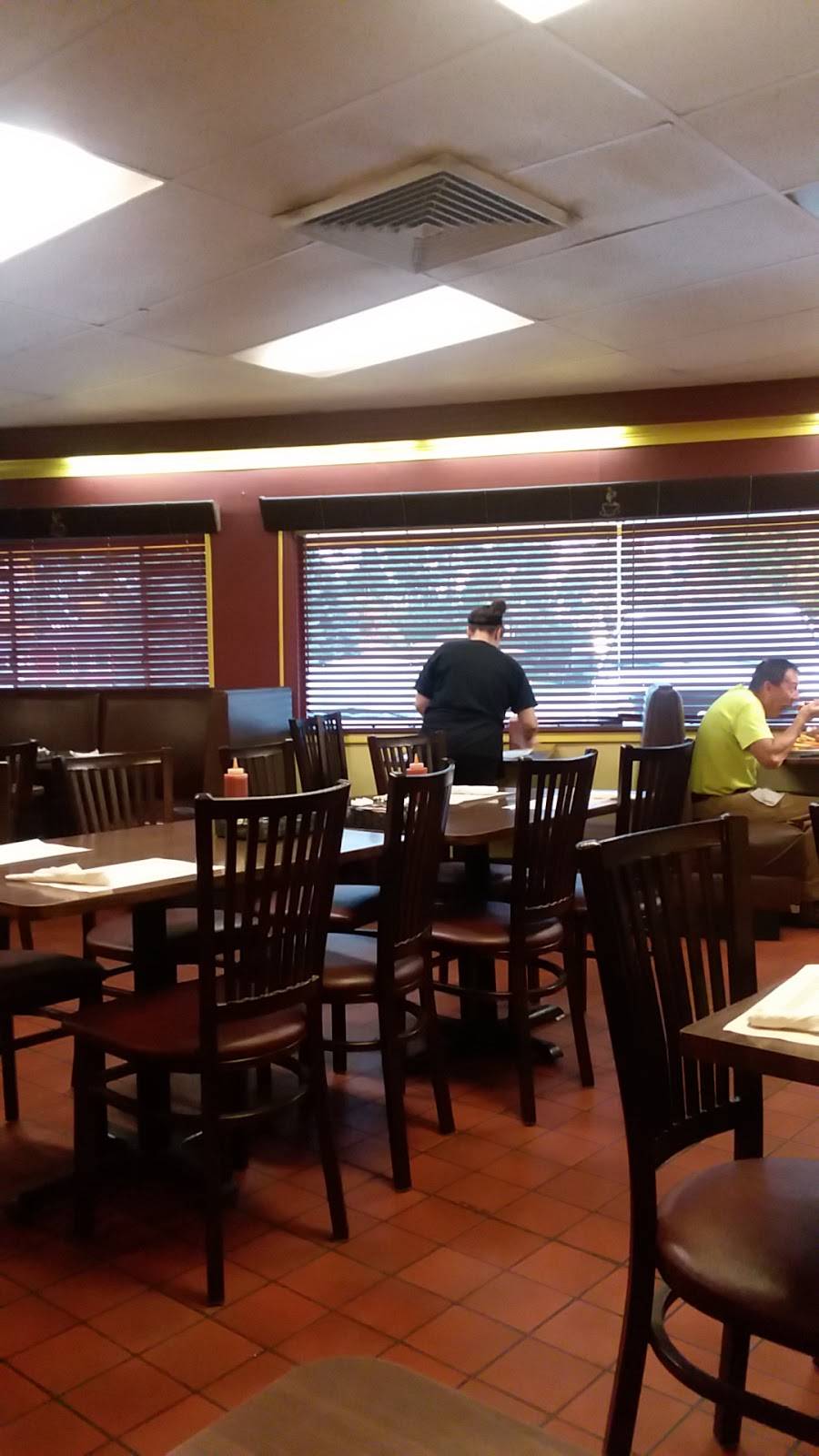 Hot Spot | restaurant | 361 E St Joseph St, Coloma, MI 49038, USA | 2694687670 OR +1 269-468-7670