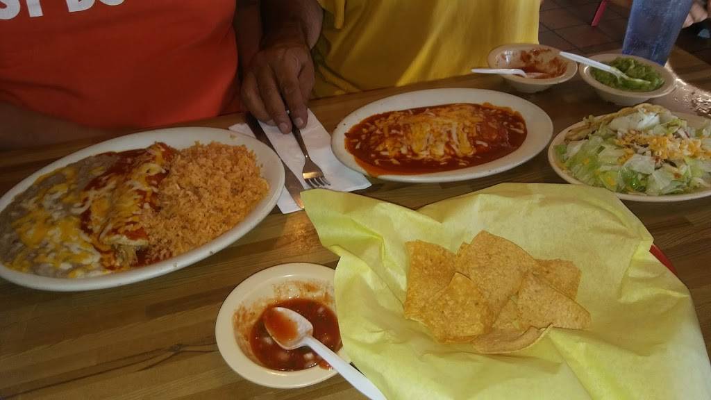 El Sombrero | restaurant | 1157 Artesia Blvd # B, Manhattan Beach, CA 90266, USA | 3103765005 OR +1 310-376-5005