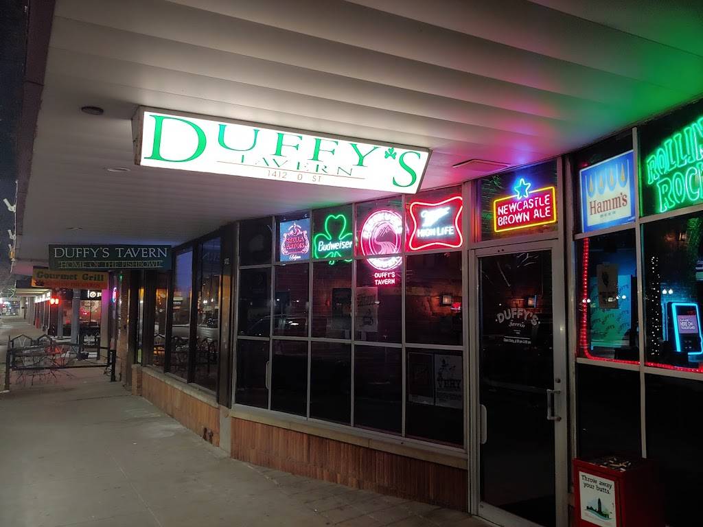 Duffys Tavern | night club | 1412 E O St, Lincoln, NE 68508, USA | 4024743543 OR +1 402-474-3543