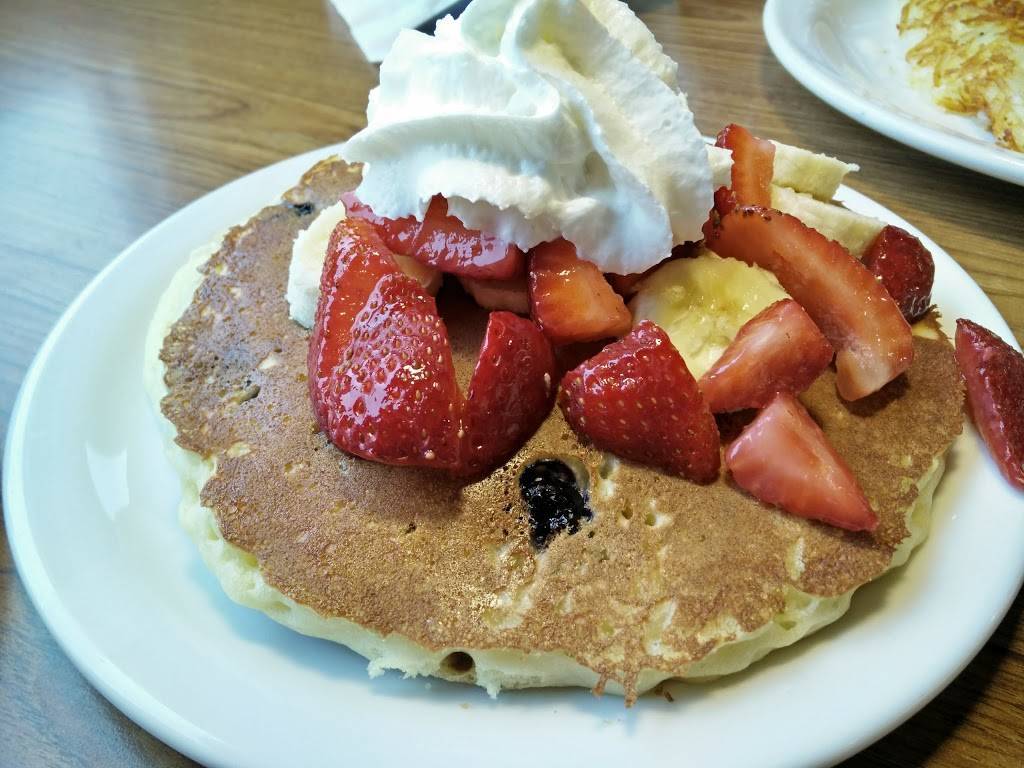 Dennys | restaurant | 25365 Madison Ave, Murrieta, CA 92562, USA | 9516960812 OR +1 951-696-0812