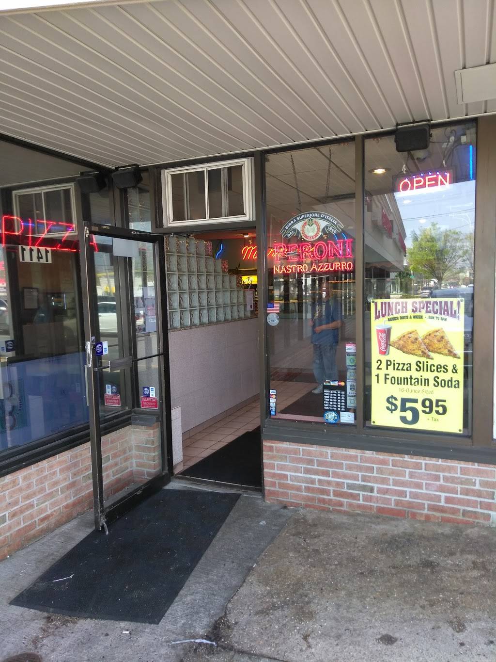 Martinos | restaurant | 1411 Hempstead Turnpike, Elmont, NY 11003, USA | 5163525463 OR +1 516-352-5463