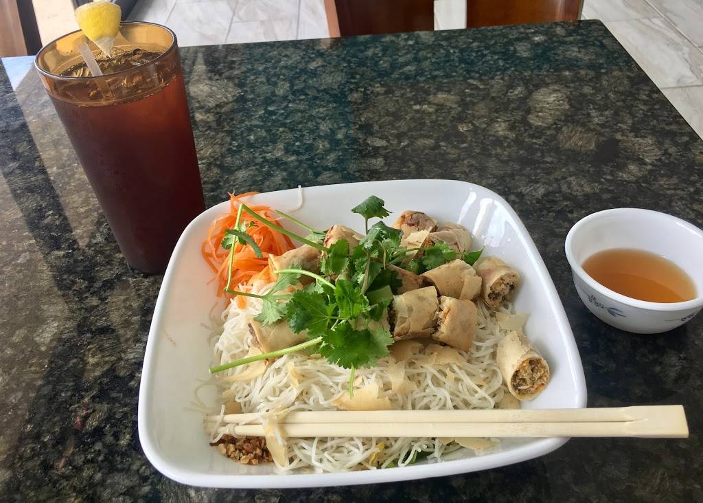 Pho VN Bistro | restaurant | San Antonio, TX 78251, USA | 2102512378 OR +1 210-251-2378