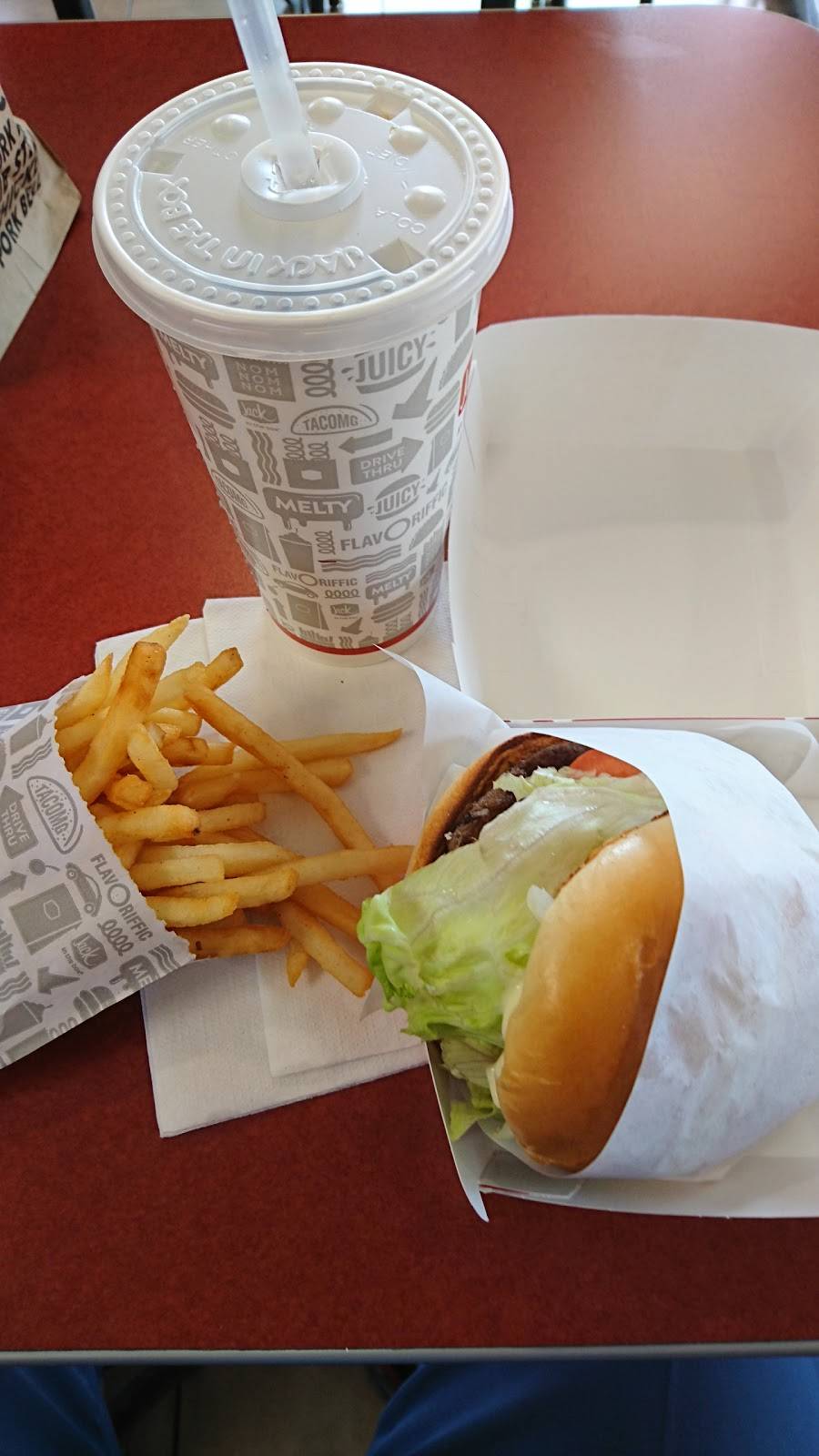 Jack in the Box | restaurant | 5207 Tacoma Mall Blvd, Tacoma, WA 98409, USA | 2534720533 OR +1 253-472-0533