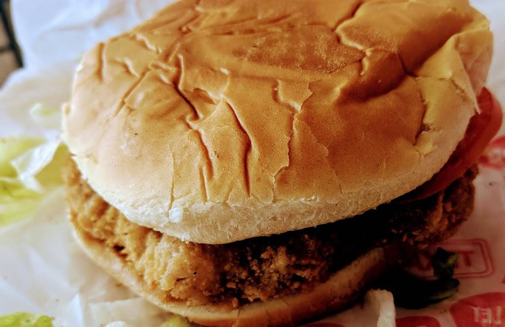 Dairy Queen Store | restaurant | 1301 Circle Park Blvd, Fort Worth, TX 76106, USA | 8176268553 OR +1 817-626-8553