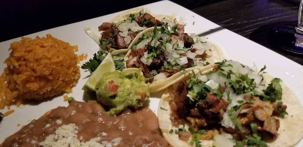 Leticias Cocina & Cantina | restaurant | 777 W Lake Mead Pkwy, Henderson, NV 89015, USA | 7024766008 OR +1 702-476-6008