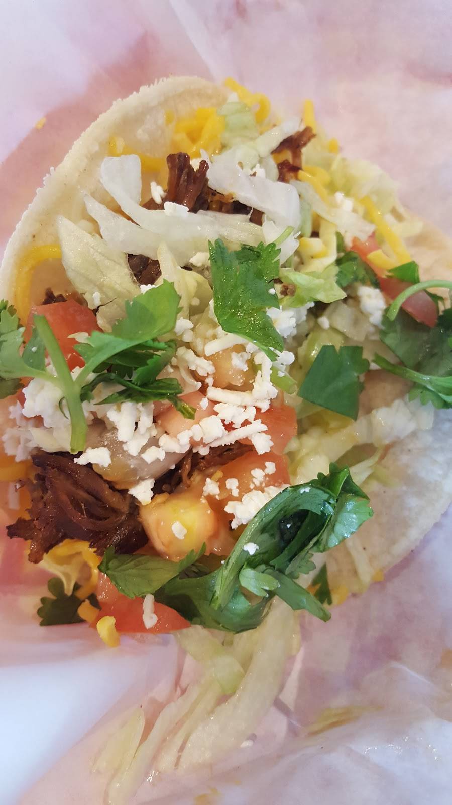 Fuzzys Taco Shop | restaurant | 7010 Easy Wind Dr #100, Austin, TX 78752, USA | 5126510343 OR +1 512-651-0343