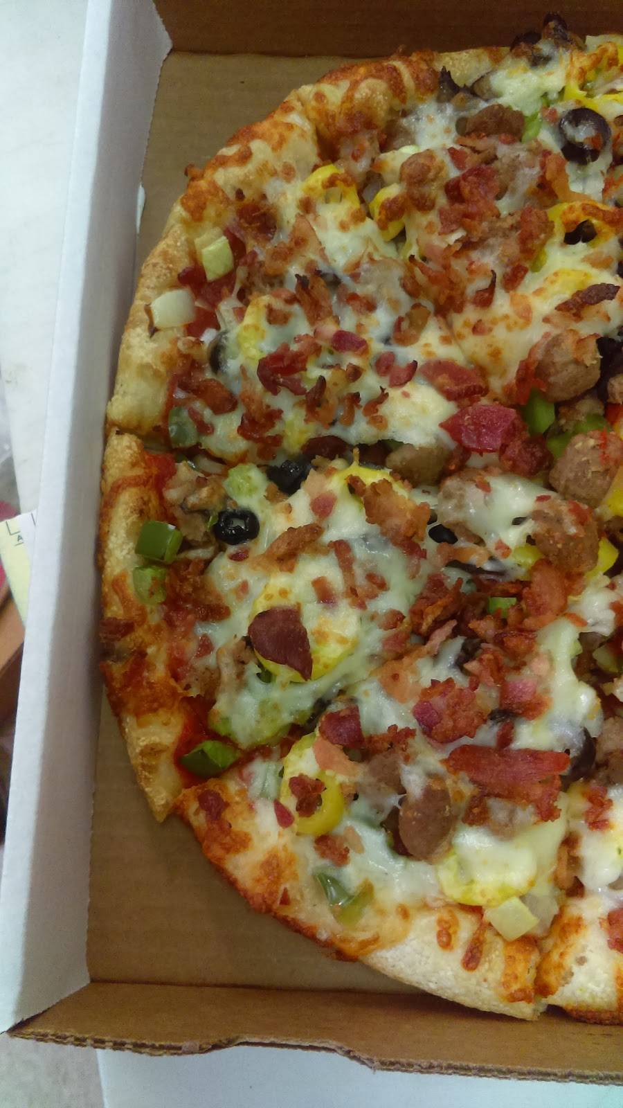 Gioninos Pizzeria | restaurant | 33637 Aurora Rd, Solon, OH 44139, USA | 4403494600 OR +1 440-349-4600