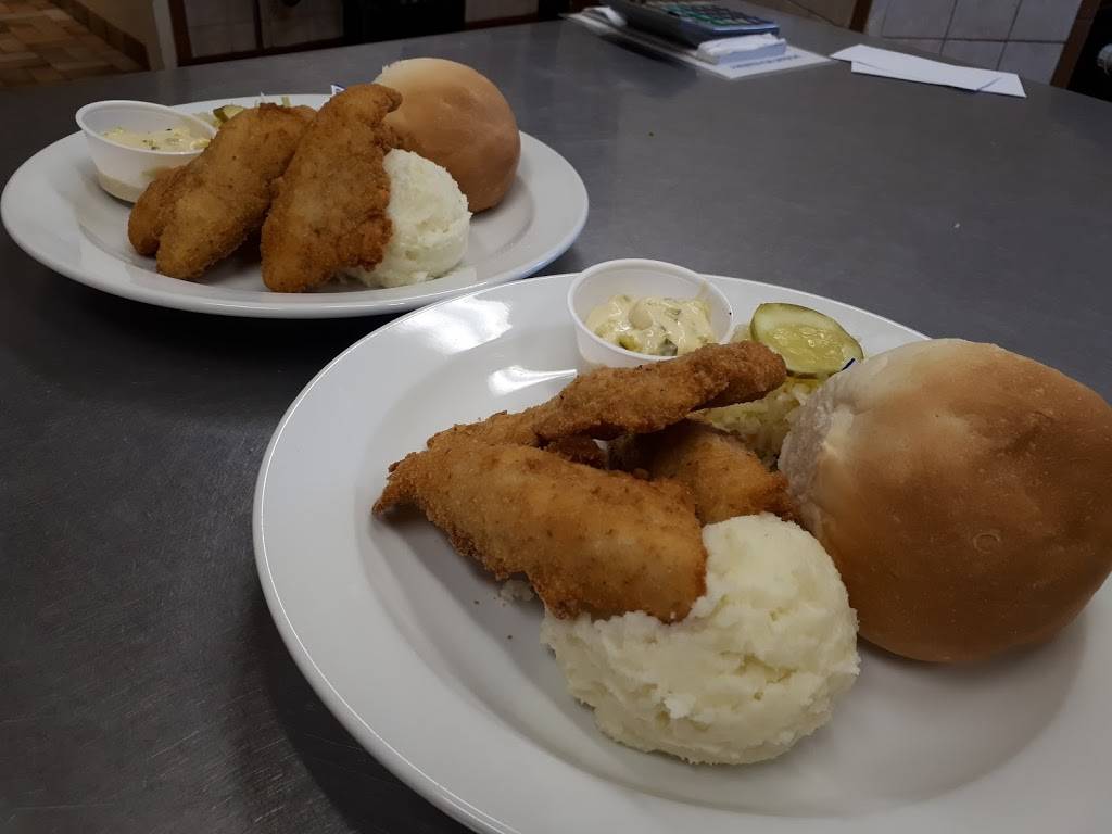 The Deluxe Restaurant | restaurant | 51 Talbot St N, Essex, ON N8M 1A3, Canada | 5197768112 OR +1 519-776-8112