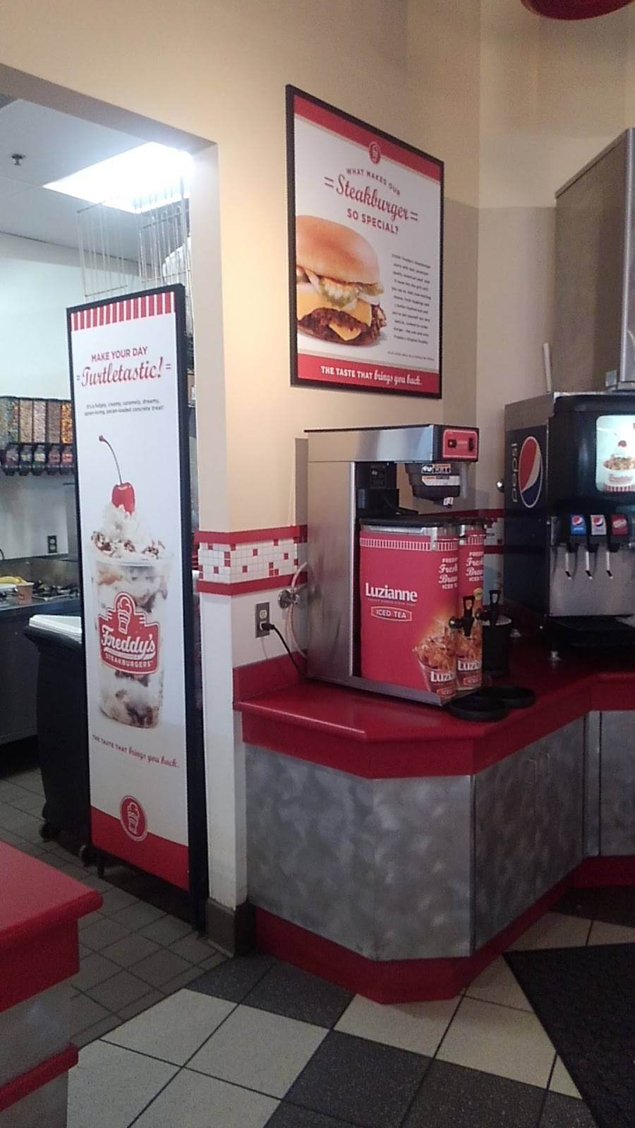 Freddys Frozen Custard & Steakburgers | restaurant | 2100 N Rock Rd #1000, Derby, KS 67037, USA | 3165585388 OR +1 316-558-5388