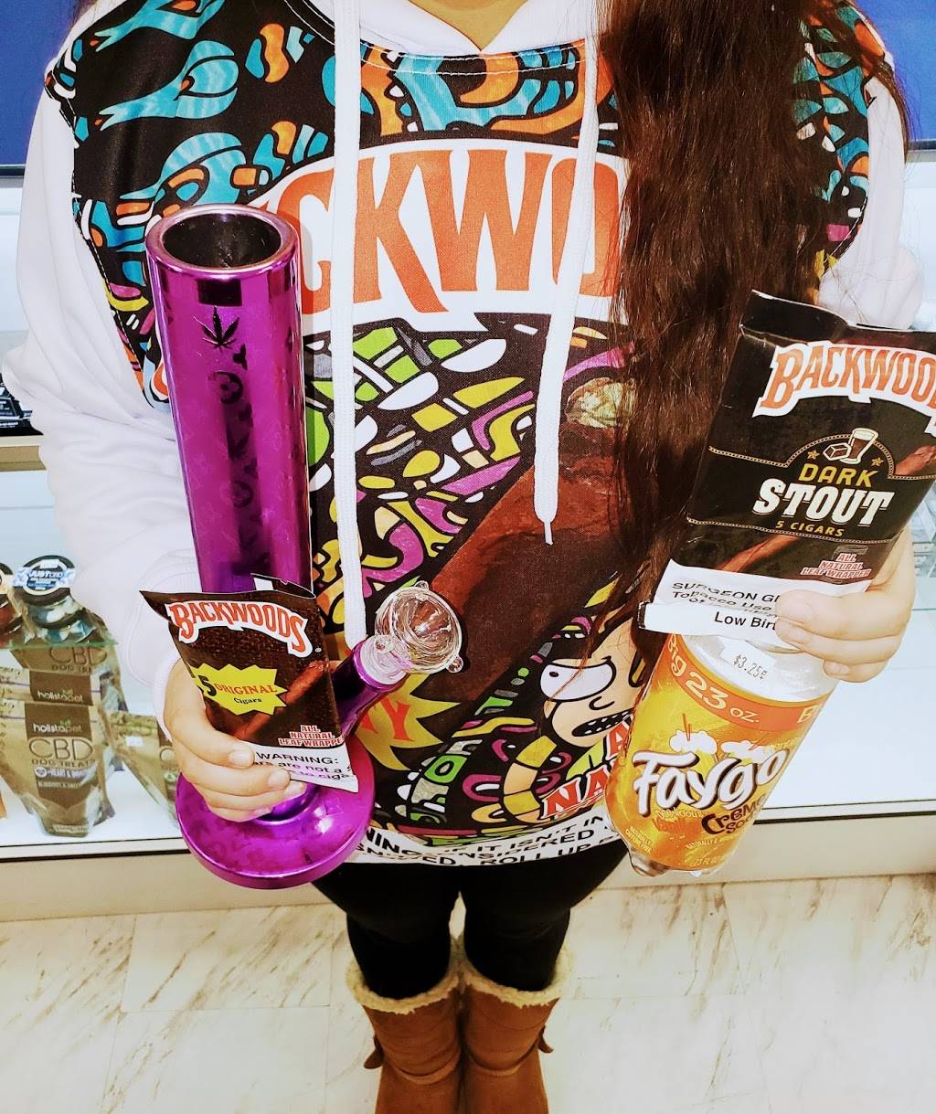 Valleyfornia Convenient Store | meal takeaway | 7834 Balboa Blvd, Van Nuys, CA 91406, USA | 8188212071 OR +1 818-821-2071