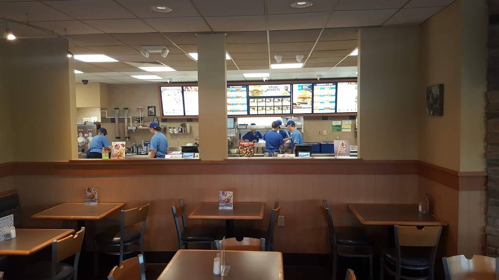 Culvers | restaurant | 21300 W Capitol Dr, Pewaukee, WI 53072, USA | 2627900981 OR +1 262-790-0981