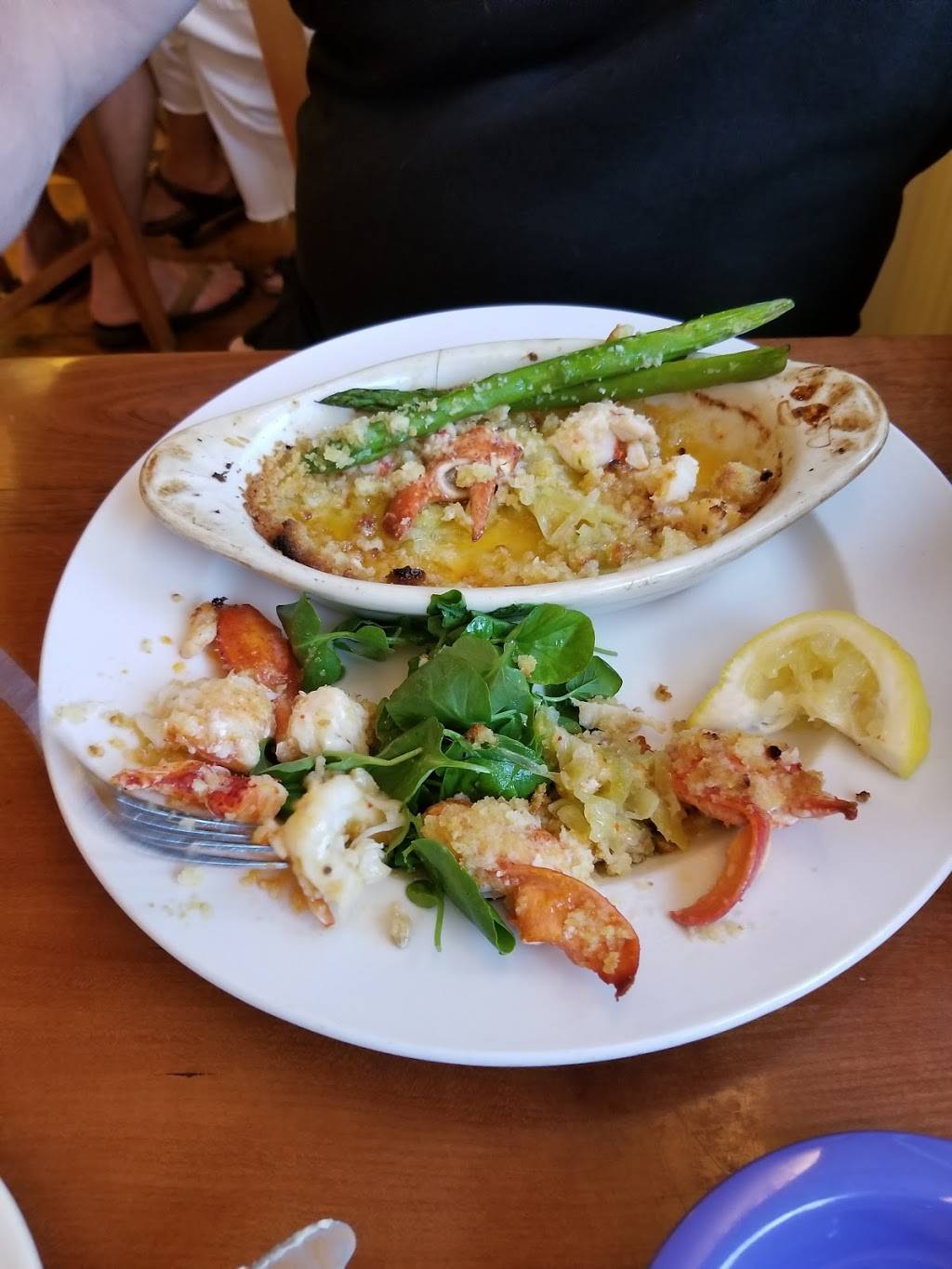 The Back Eddy | restaurant | 1 Bridge Road, Westport, MA 02790, USA | 5086366500 OR +1 508-636-6500