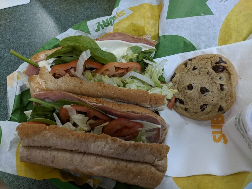 Subway | restaurant | 127 E Washington St, Iowa City, IA 52240, USA | 3194660436 OR +1 319-466-0436