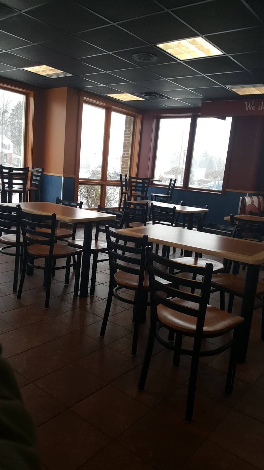 KFC | restaurant | 22855 Emery Rd, Warrensville Heights, OH 44128, USA | 2166622405 OR +1 216-662-2405