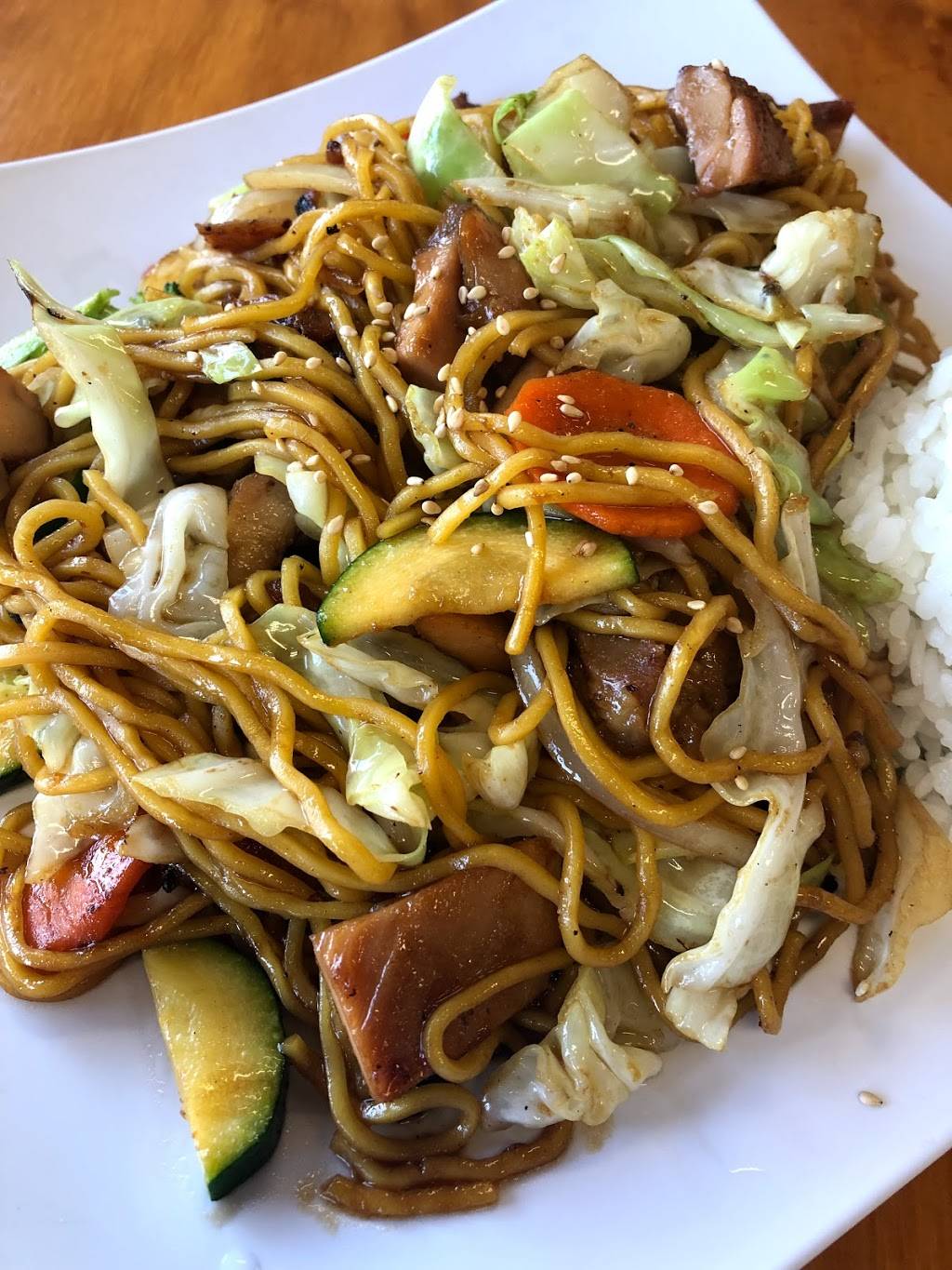 Joy Teriyaki | restaurant | 18010 NE Glisan St, Portland, OR 97230, USA | 5036658560 OR +1 503-665-8560