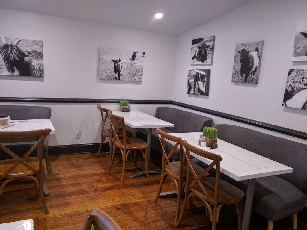 Fearrington Village | restaurant | Village Way, Fearrington, NC 27312, USA | 9195424000 OR +1 919-542-4000